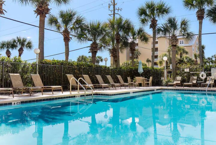 Property Photo:  73 Shirah Street 109  FL 32541 