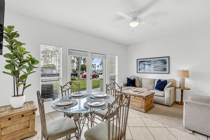 Property Photo:  73 Shirah Street 109  FL 32541 