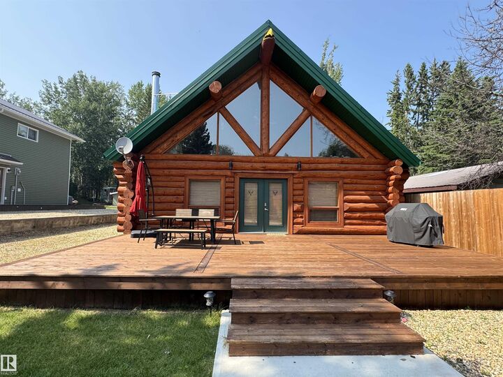 Property Photo: 63116 Rge Road 255 68 AB T0G 2J0