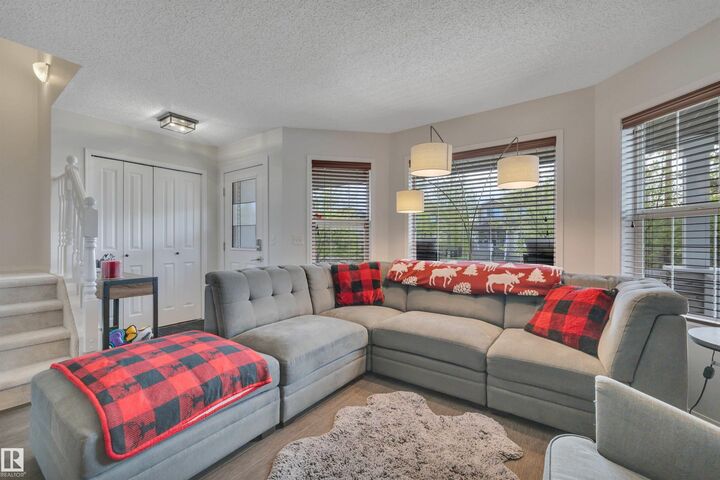 Property Photo: 18 Southwick Point(E) AB T9E 0G1