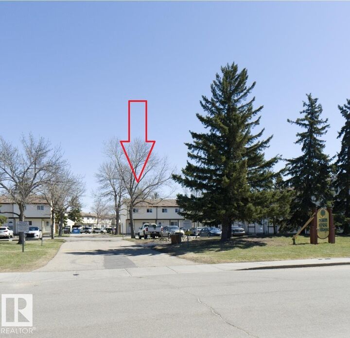 Property Photo: 1312 Lakewood Road NW AB T6K 3P2