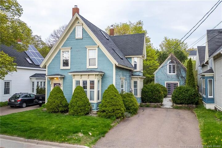 Property Photo:  3 Squire Street  NB E4L 4K8 