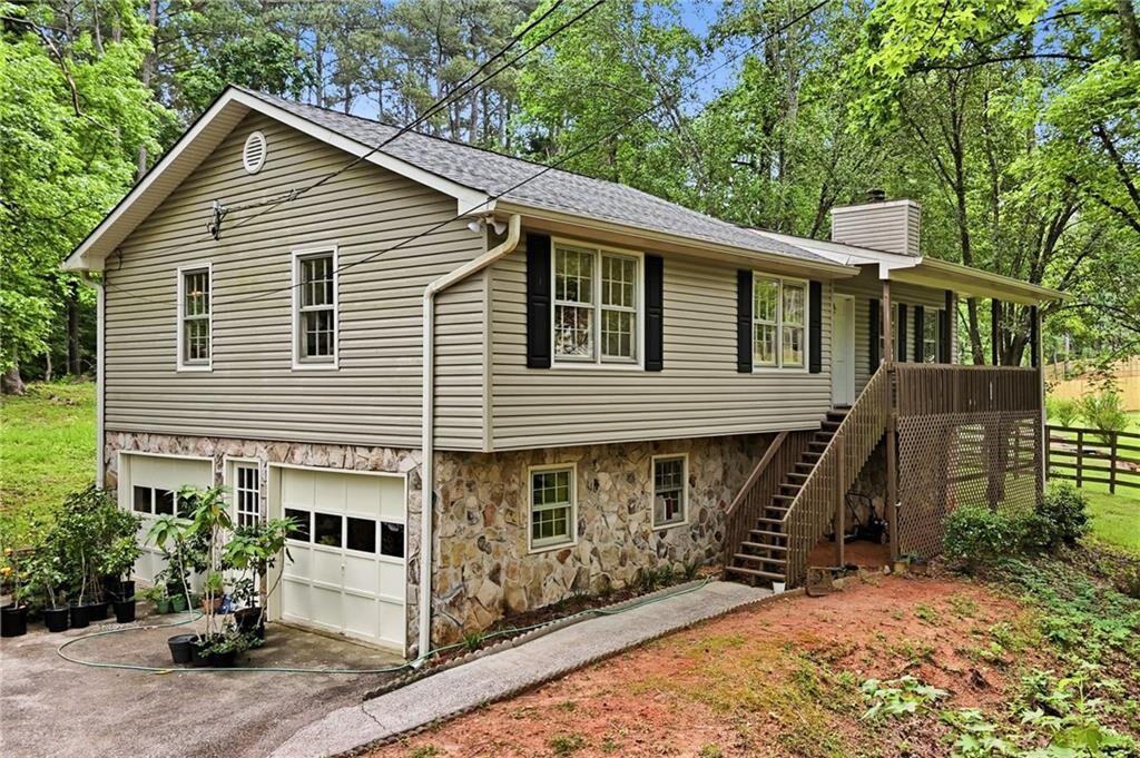 Property Photo:  332 Pine Acres Drive  GA 30115 