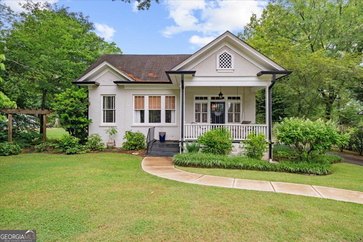 Property Photo: 106 Westmore Road GA 30165