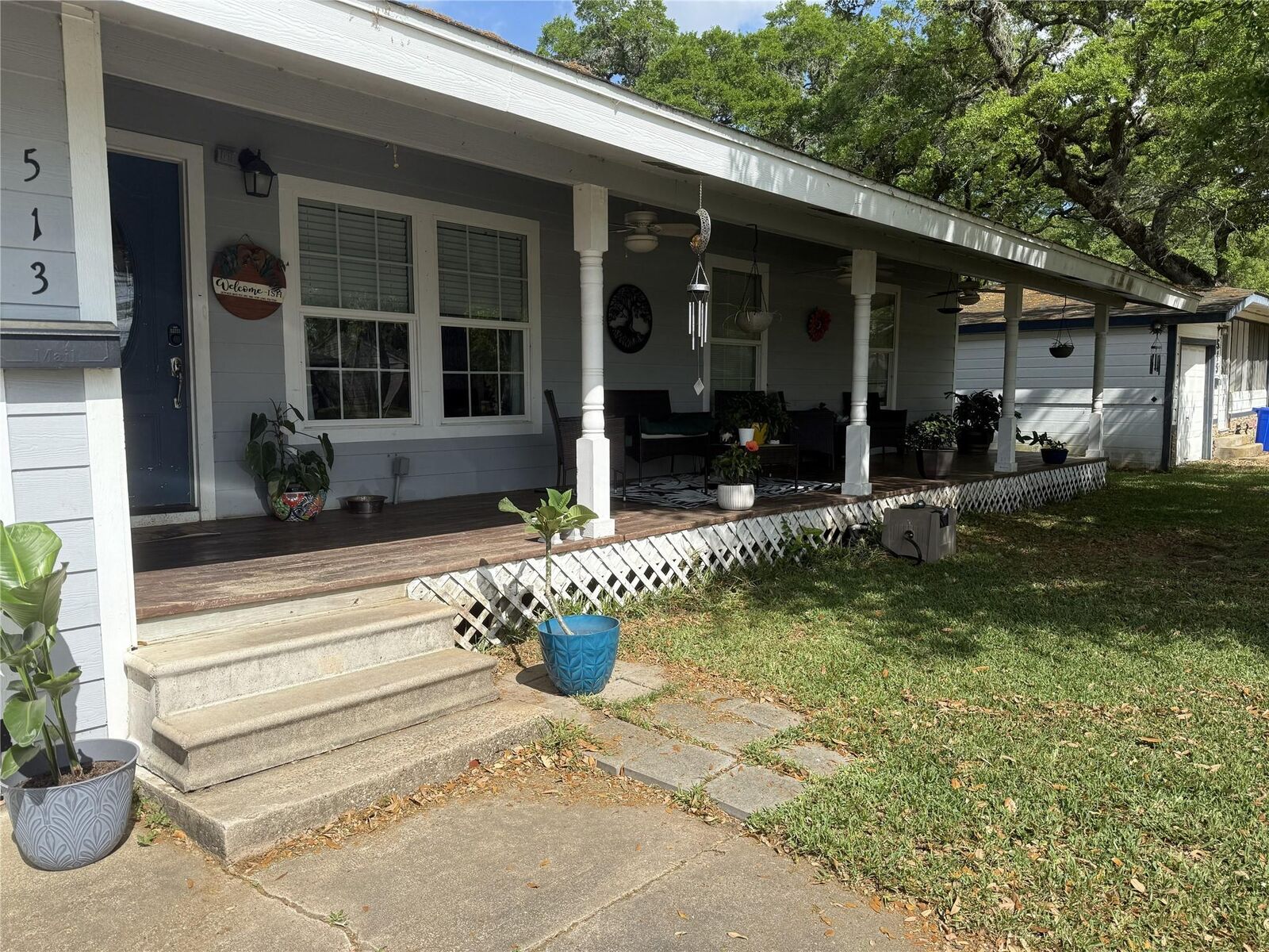 Property Photo: 513 Magnolia Street TX 77566