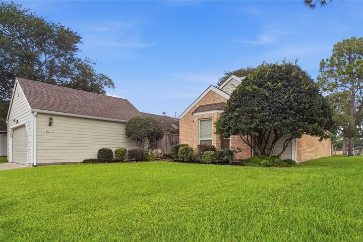Property Photo: 16719 Fallen Leaf Way TX 77058