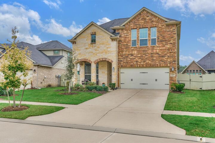 Property Photo: 10070 Black Maple Drive TX 77385