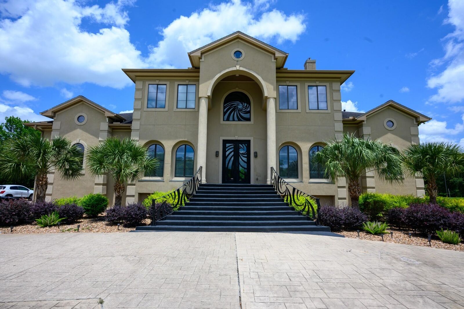 Property Photo:  4637 Dagg Road  TX 77048 
