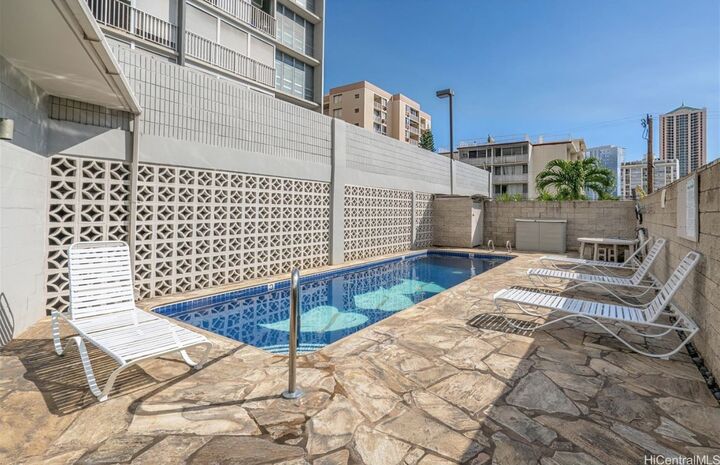 Property Photo:  757 Kinalau Place 901  HI 96813 