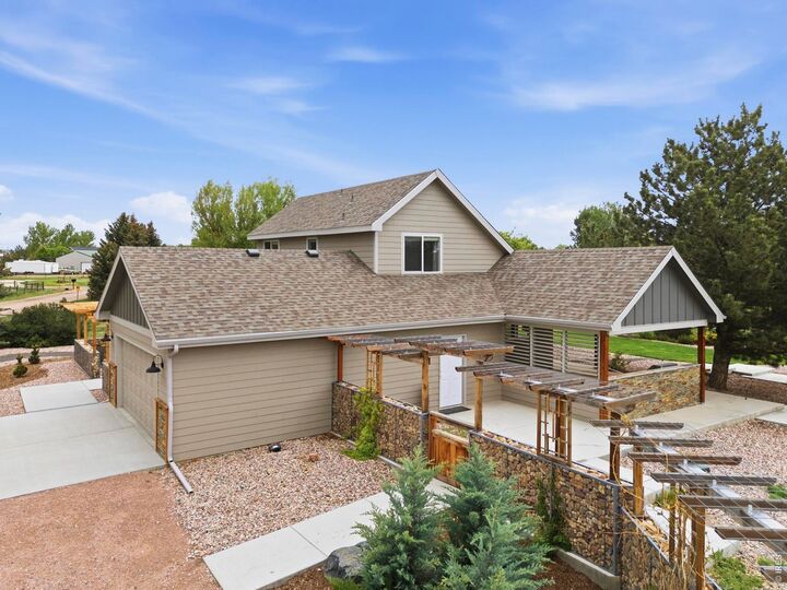 Property Photo:  7702 Fox Chase Ln  CO 80549 