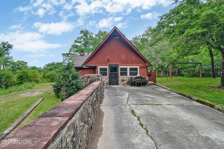 Property Photo:  89 Crockett Circle  TN 38572 