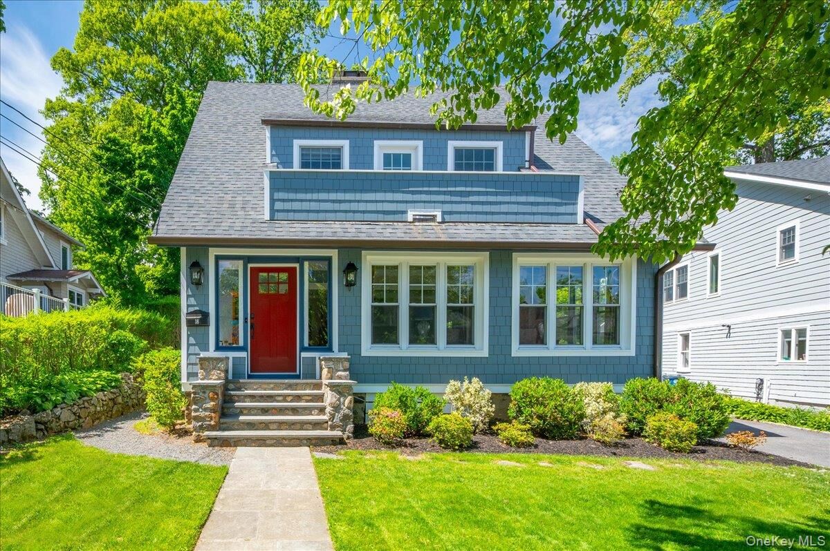 Property Photo:  18 Wildwood Road  NY 10538 
