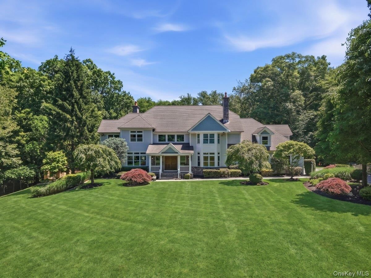 Property Photo:  10 Hope's Farm Lane Hope's Farm Lane  NY 10506 