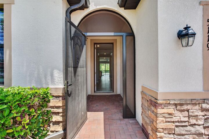Property Photo:  5119 Tobermory Way  FL 34211 
