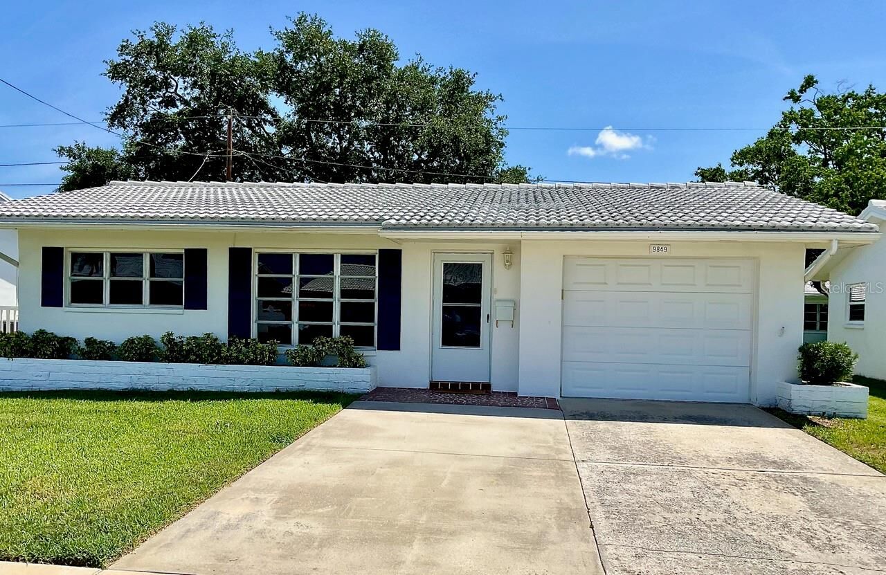Property Photo:  9849 39th Way N  FL 33782 