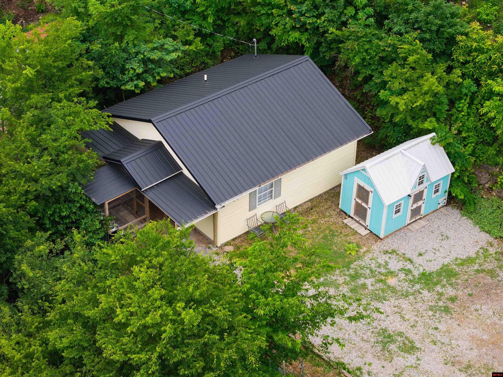 Property Photo:  18321 Hwy 5 South  AR 72653 