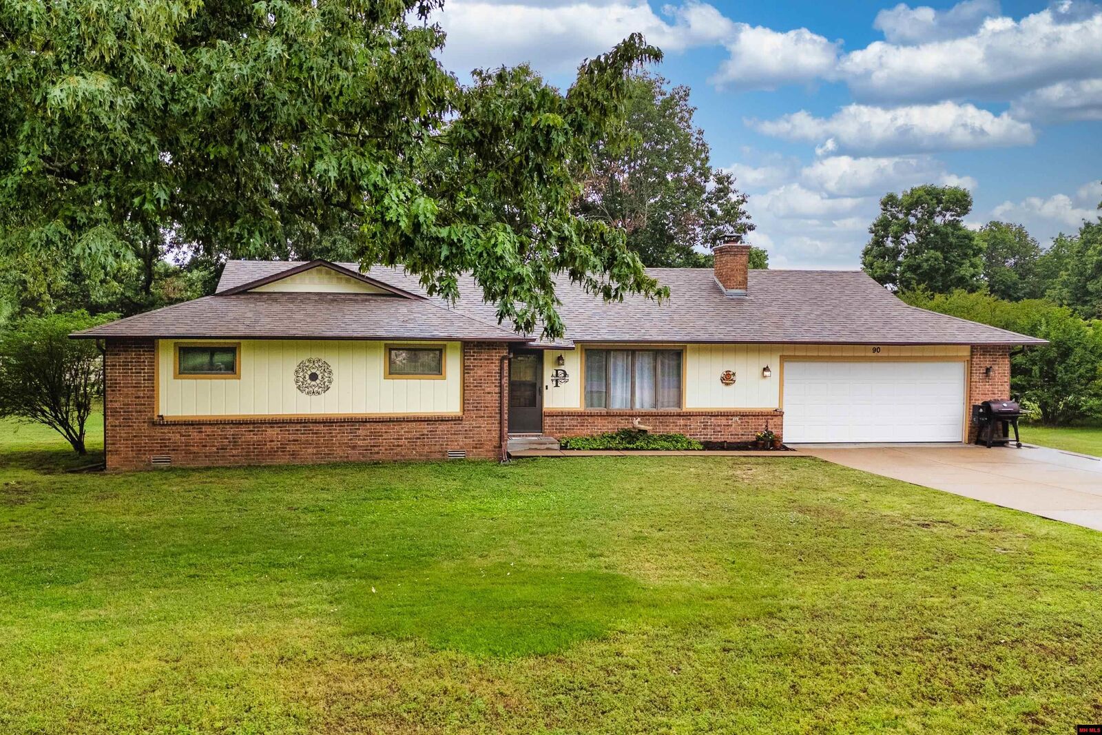 Property Photo:  90 Cherry Blossom Drive  AR 72653 