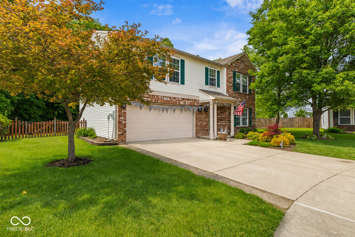 Property Photo:  6725 Amber Springs Way  IN 46237 