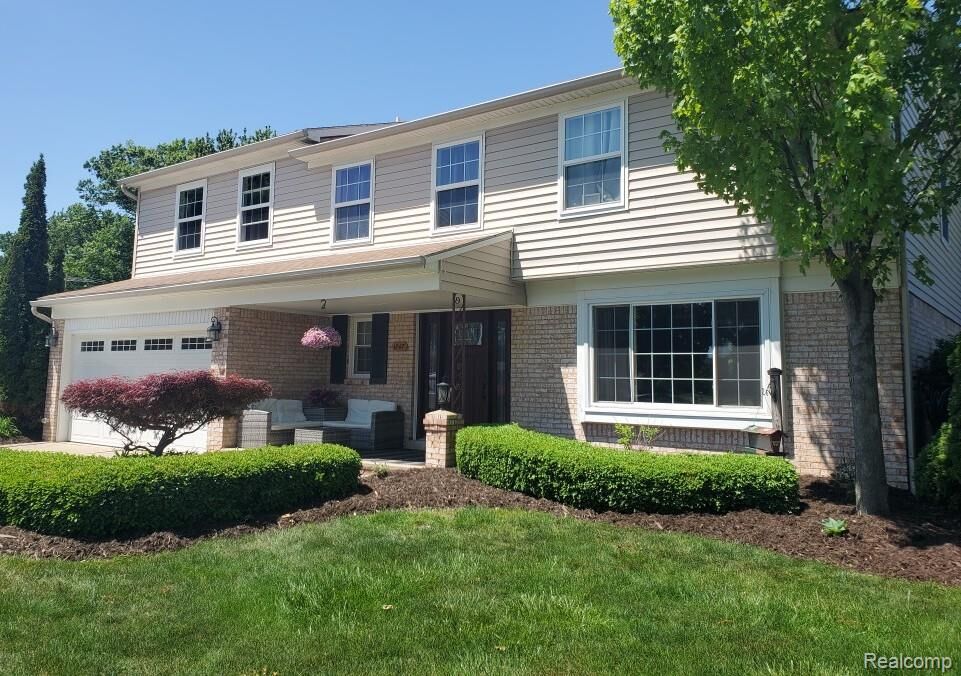 Property Photo:  1847 Lyster Lane  MI 48085 1415 