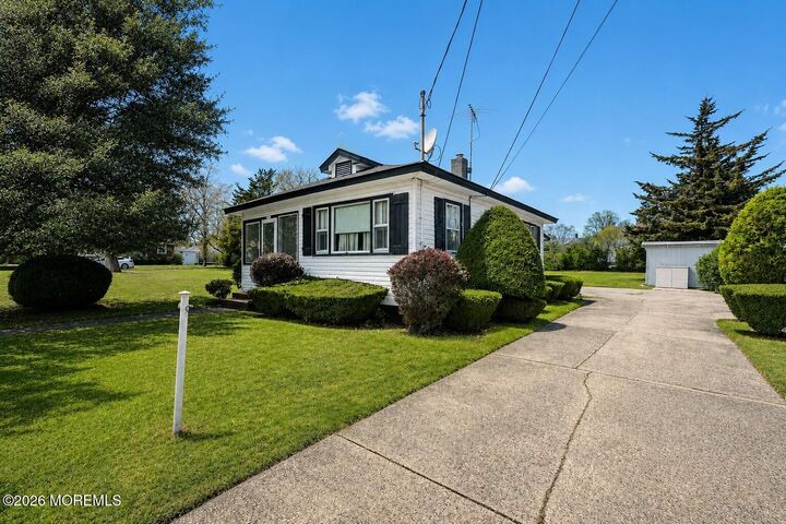 Property Photo:  574 Central Avenue  NJ 07762 