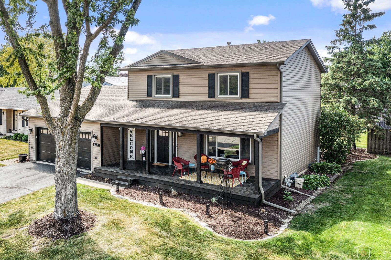 Property Photo:  11716 Davey Drive  IL 60142 