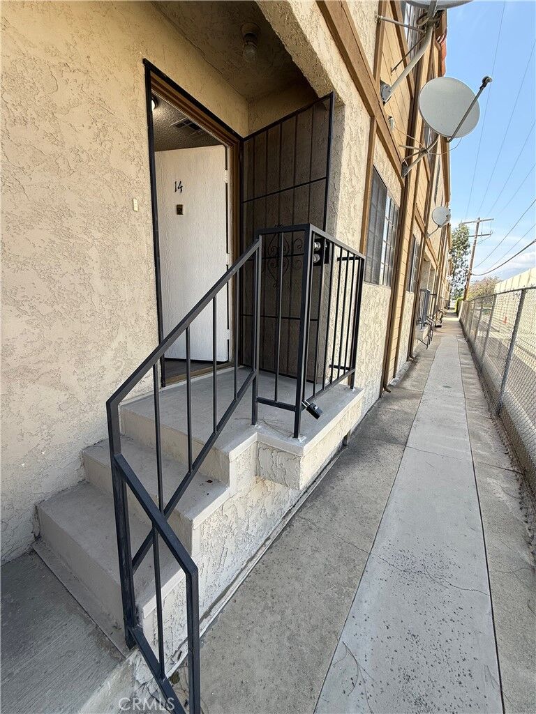 Property Photo:  5195 Walnut 14  CA 91710 