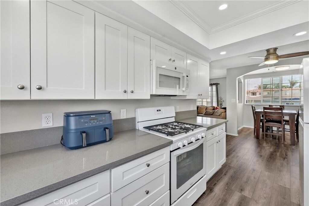 Property Photo:  4191 Baldwin Park Blvd. 2  CA 91706 