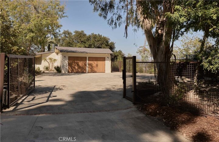 Property Photo: 3655 Wrightwood CA 91604