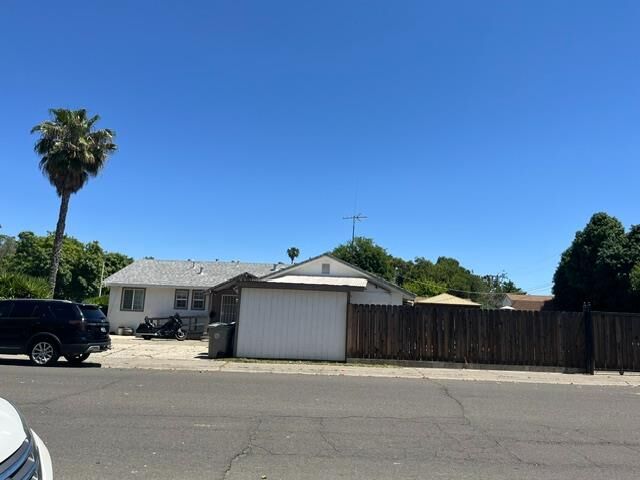 Property Photo: 3100 Normington Drive CA 95833