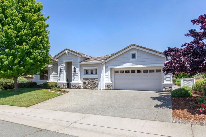 Property Photo:  1607 Barn Valley Lane  CA 95648 