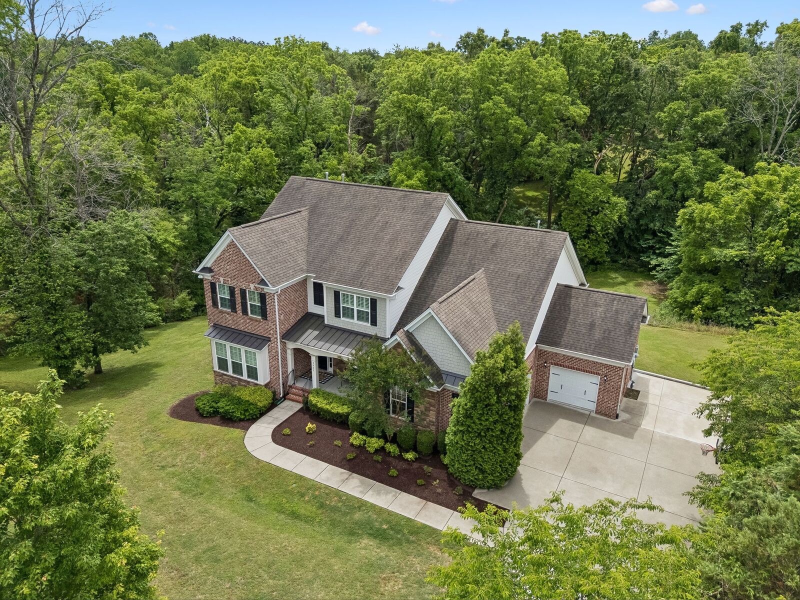 Property Photo: 9403 Placid Ct TN 37027