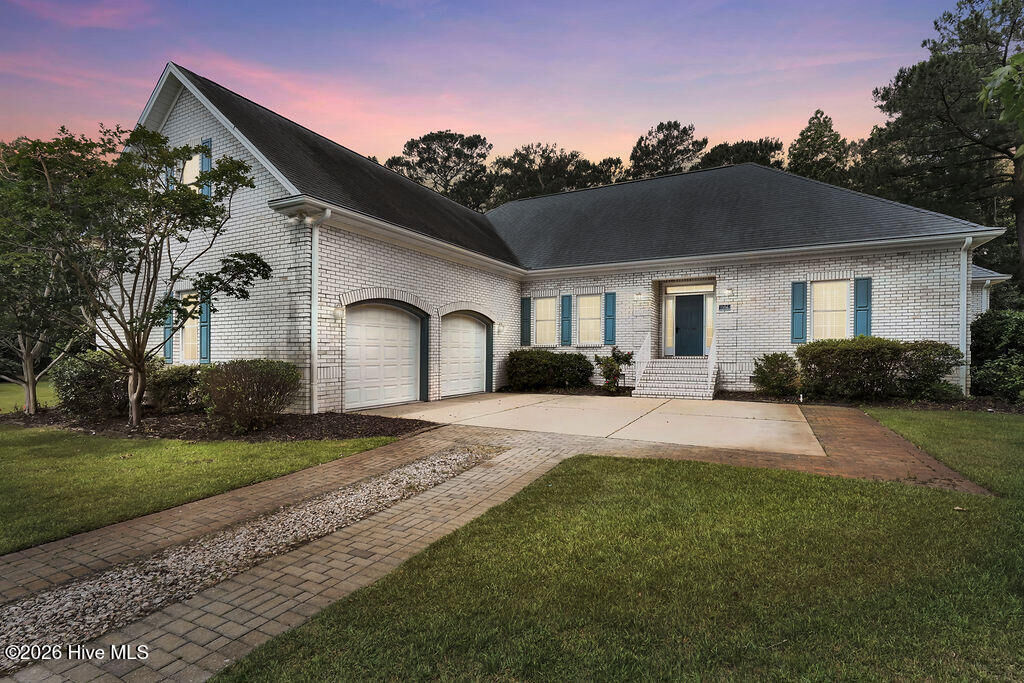 Property Photo: 1106 Stanfield Court NC 28451