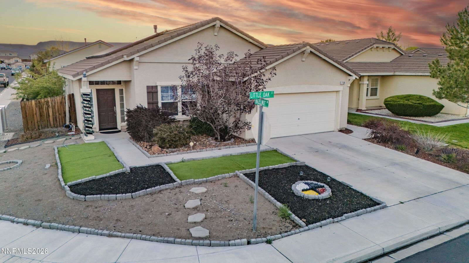 Property Photo: 1708 Little Oak Court NV 89408