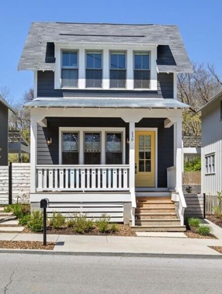 Property Photo:  230 E South Street  AR 72701 
