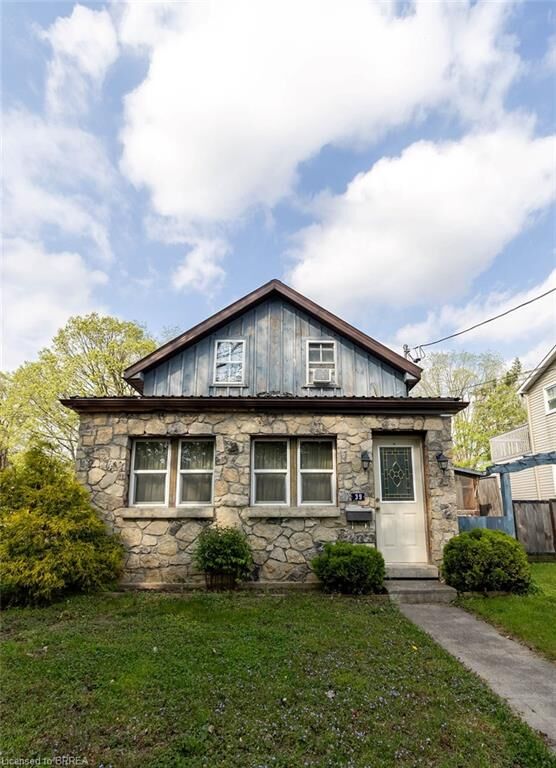 Property Photo: 39 Elm Street ON N3L 2L8