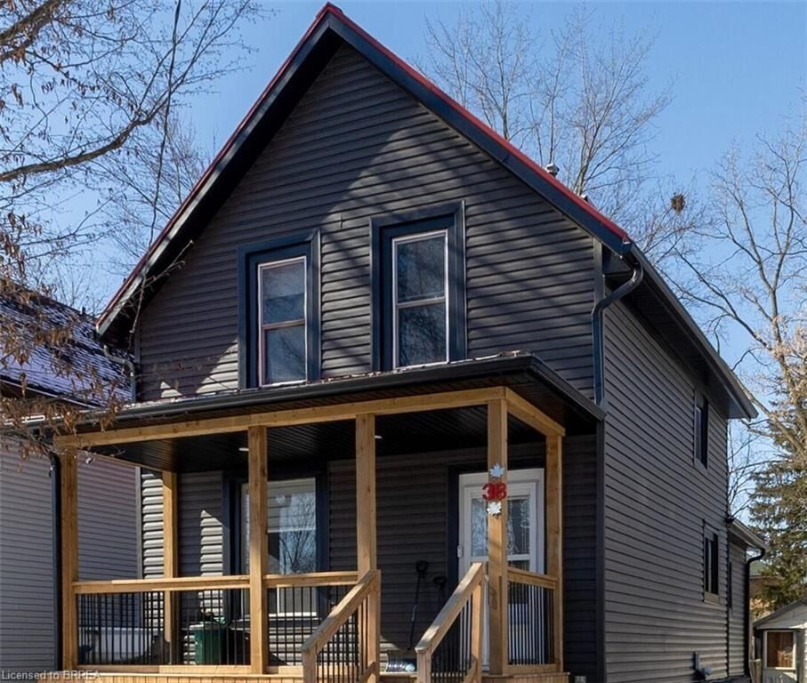Property Photo:  38 Mowat Street  ON N5A 2B7 