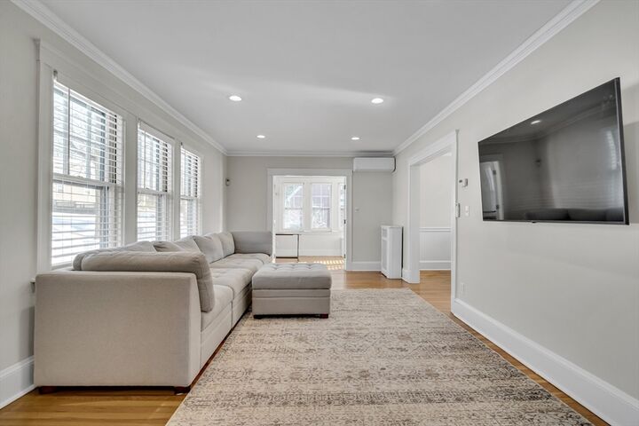 Property Photo:  10 Dexter Rd  MA 02420 