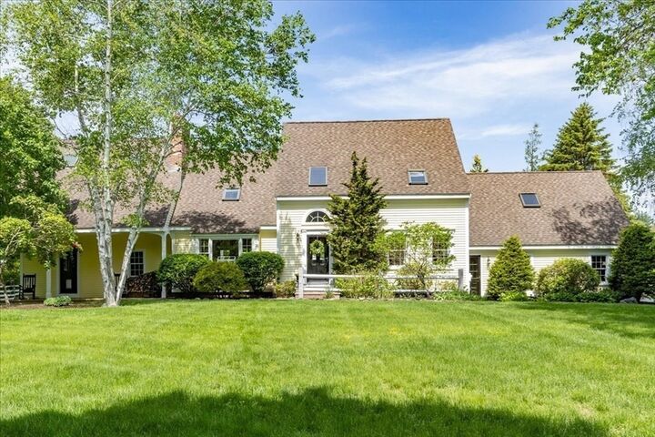 Property Photo:  8 Millbrook Lane  MA 01983 