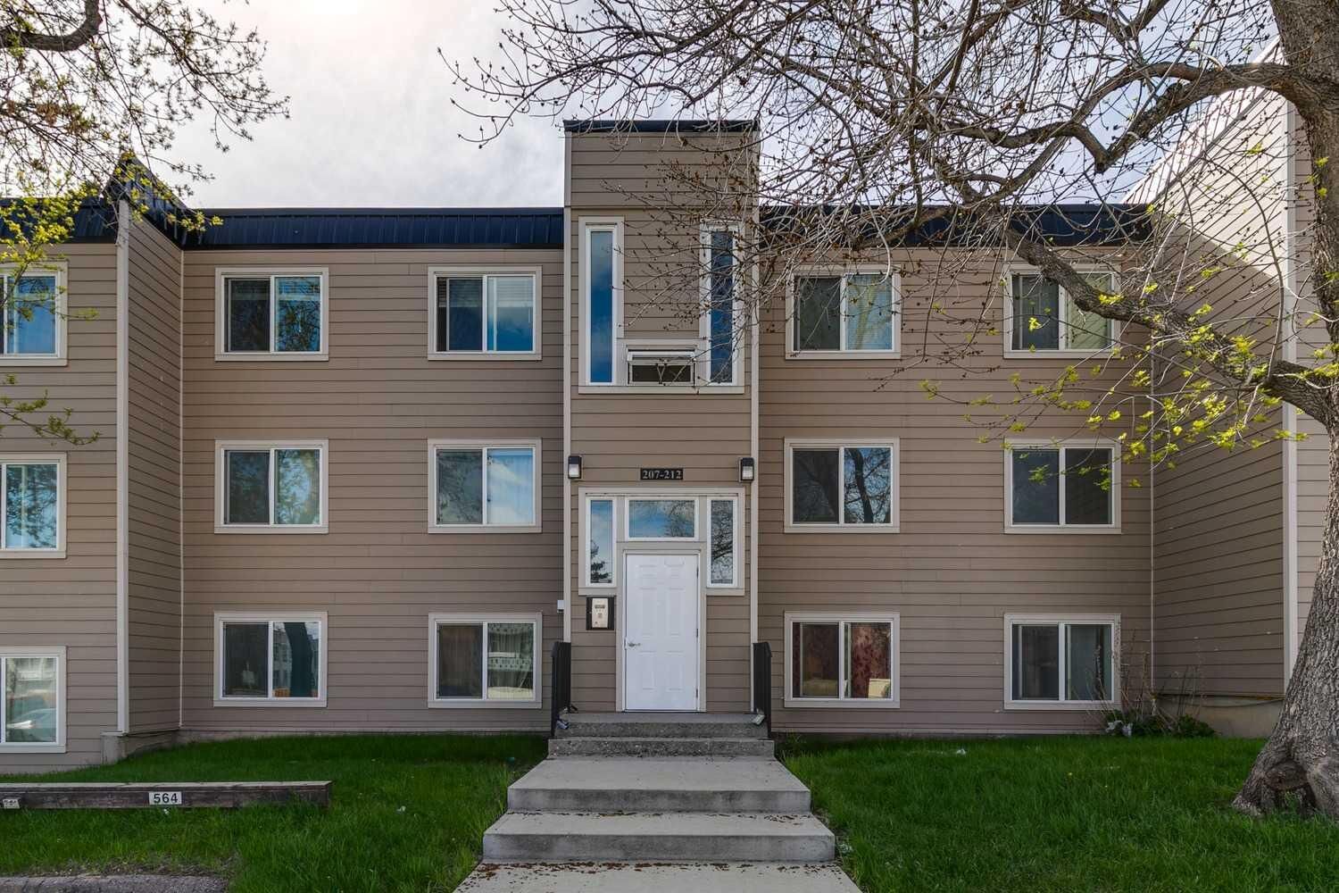 Property Photo: 315 Heritage Drive SE 208 AB T2H 1N2