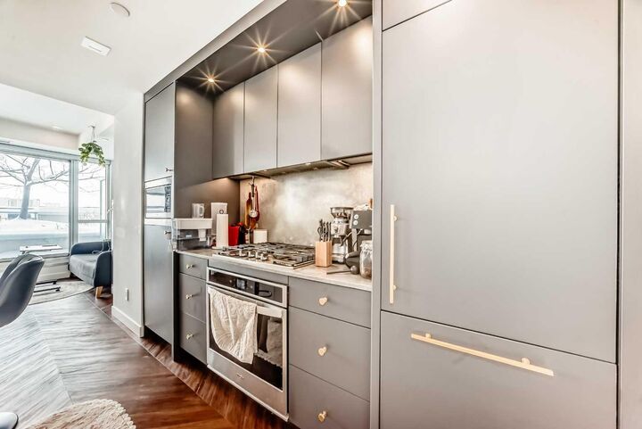 Property Photo: 8505 Broadcast Avenue SW 207 AB T3H 6B5