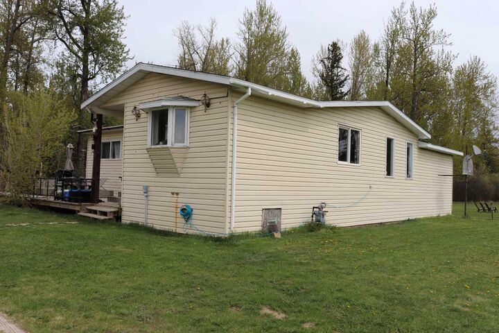 Property Photo: 54525 Range Road 142B AB T7E 3Z4