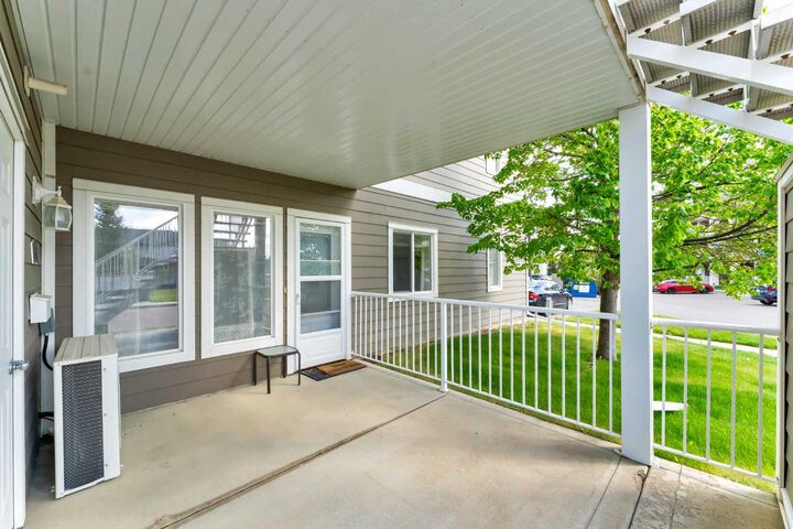 Property Photo:  101 Southlands Pointe SE  AB T1B 0M5 