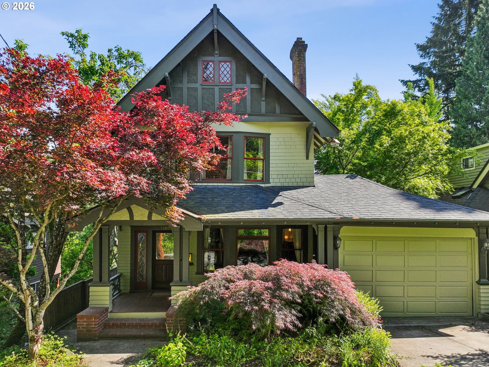 Property Photo:  1500 SW Davenport St  OR 97201 