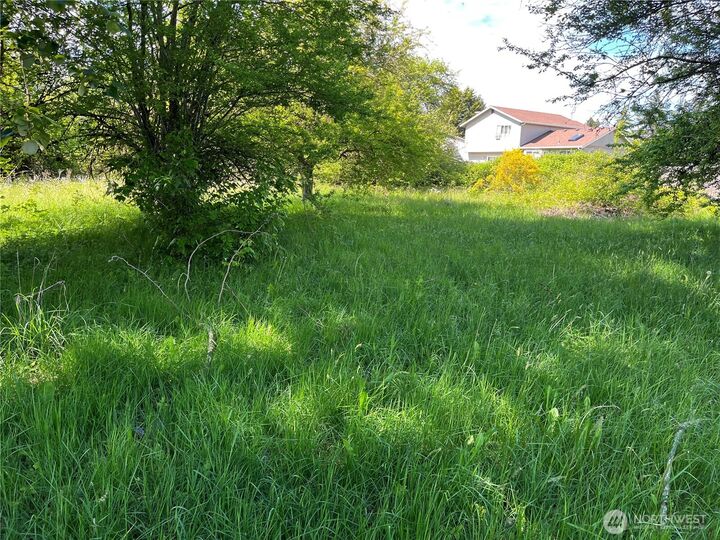 Property Photo: 201 123rd Street E WA 98445