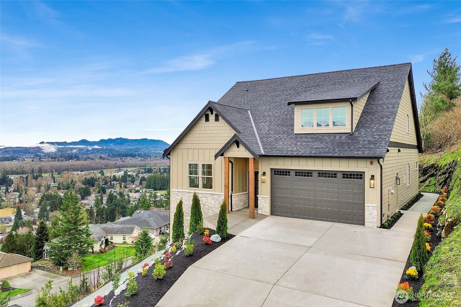 Property Photo: 1030 Tinas Coma Drive WA 98233