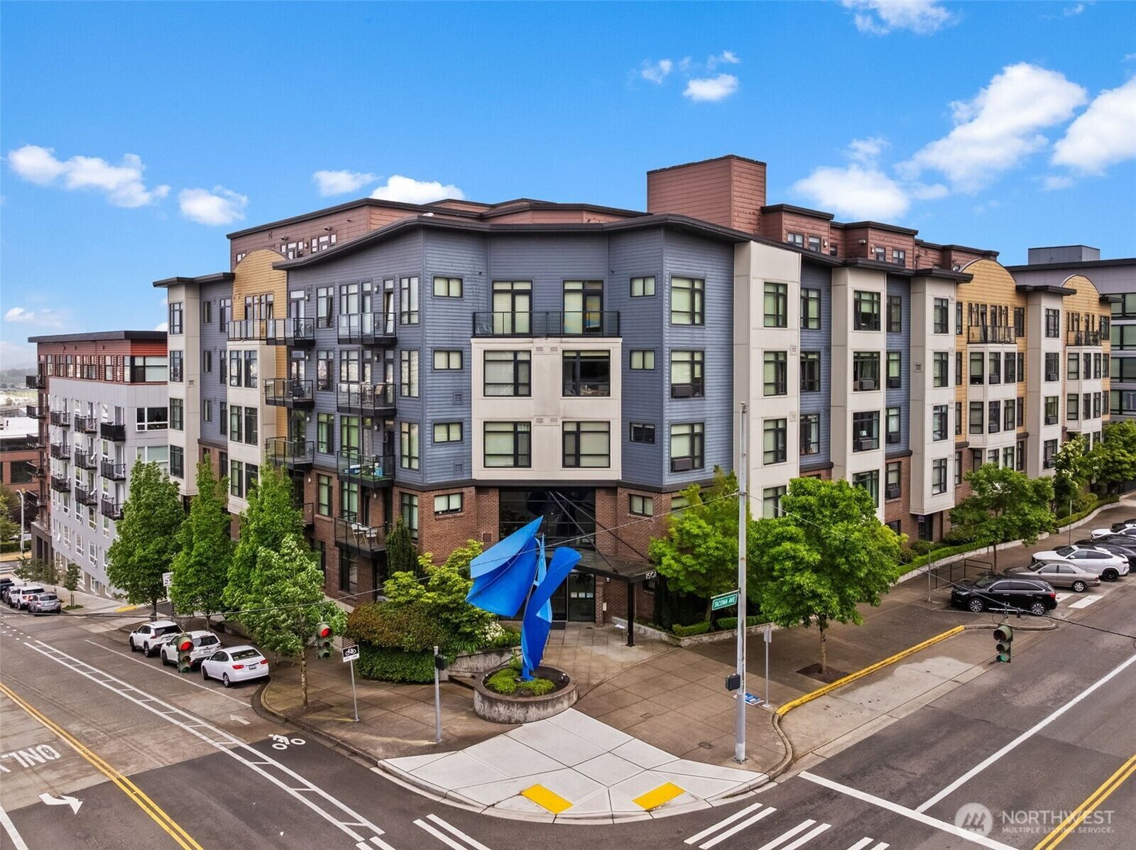 Property Photo: 1501 Tacoma Avenue S 111 WA 98402