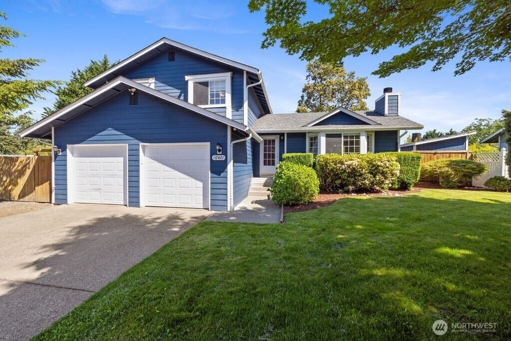 Property Photo:  10421  92 Street Ct SW  WA 98498 
