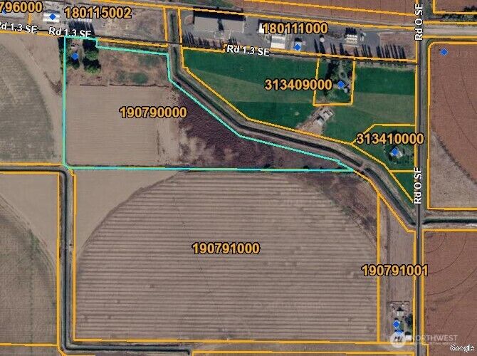 Property Photo:  14501  Road 1.3  SE  WA 98837 