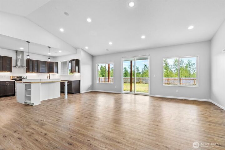 Property Photo: 249 Flatt Road WA 98626