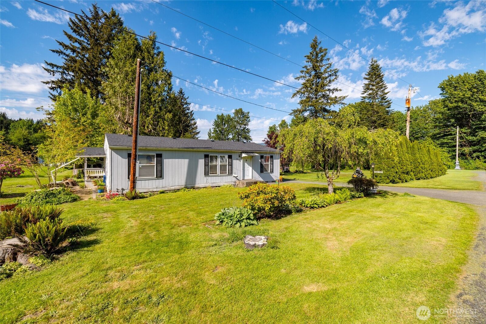 Property Photo:  5194  School Street  WA 98220 